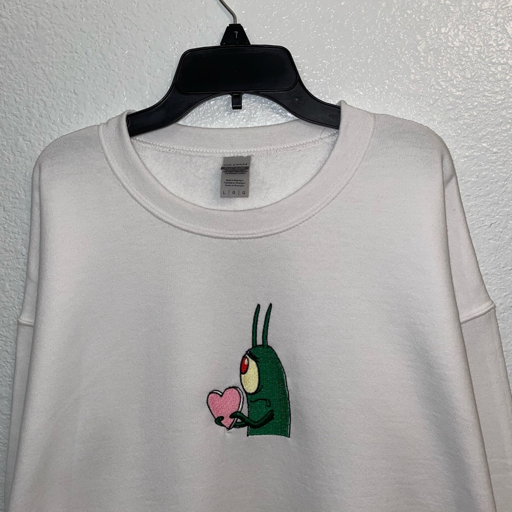 Plankton Heart Valentine White Sweatshirt - Picture 7 of 7